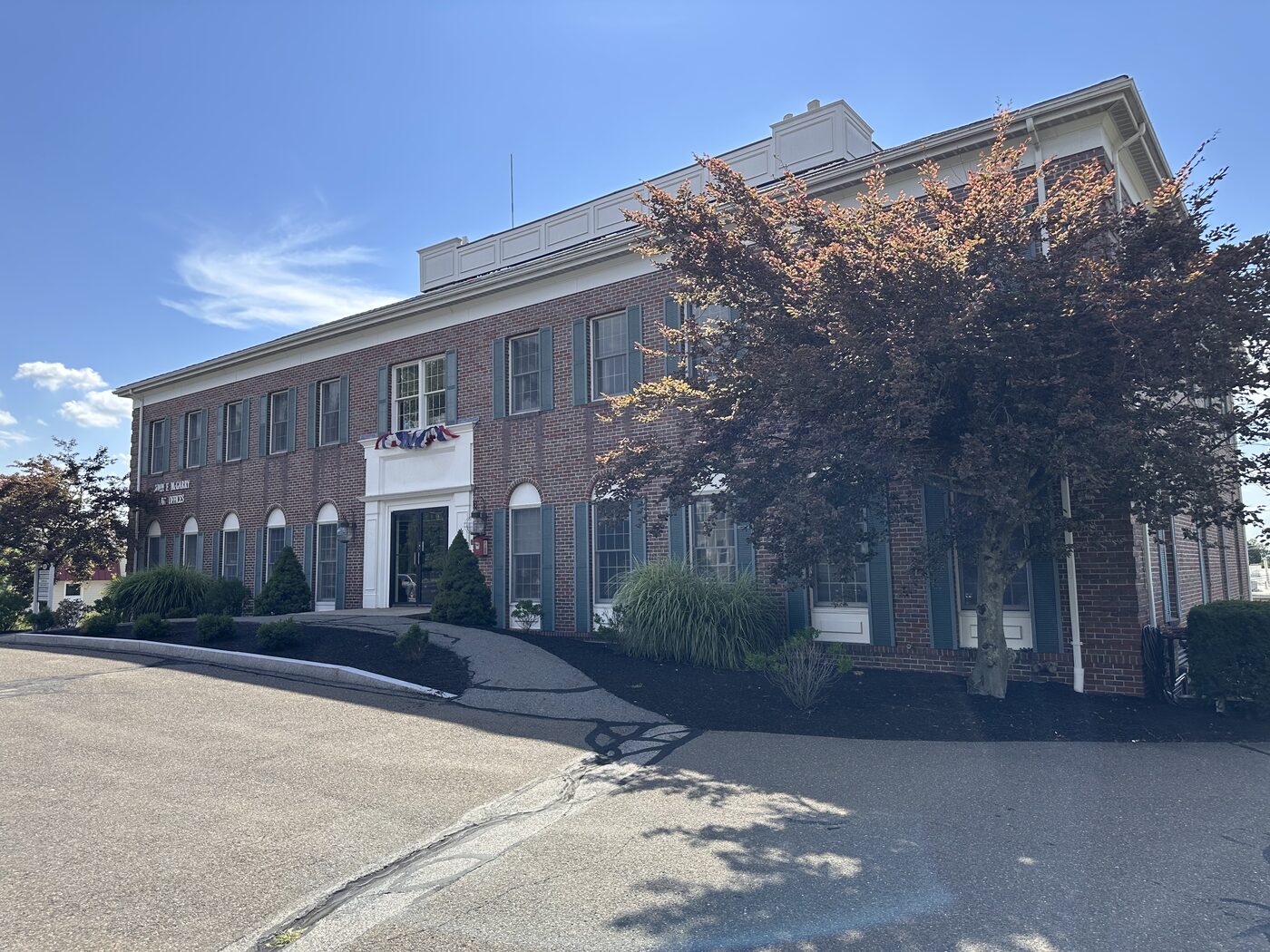 North Shore Clinicians Group office at 401 Andover Street, North Andover